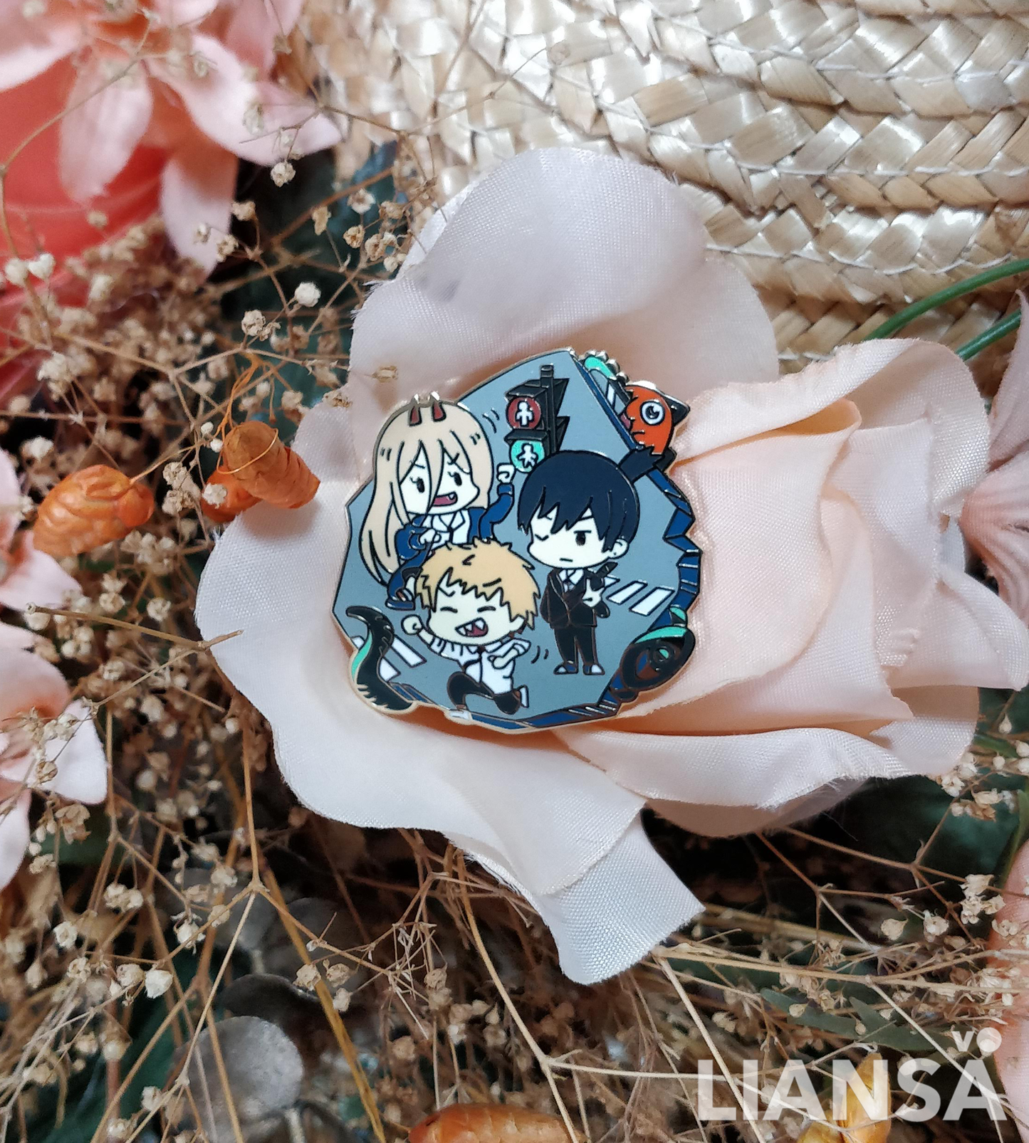 Chainsaw Streetlight Pin