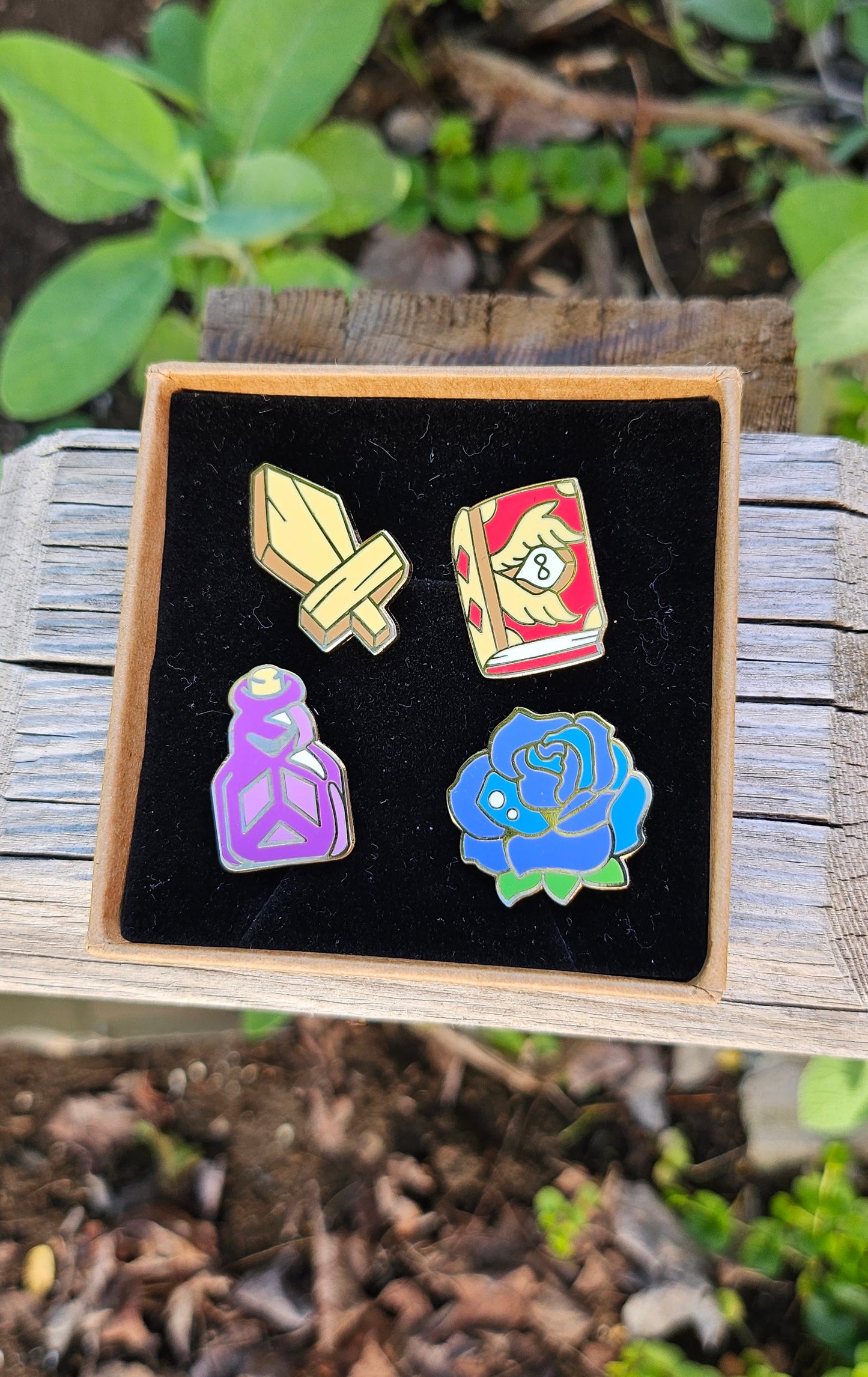 Heart Balloons Mini Pin