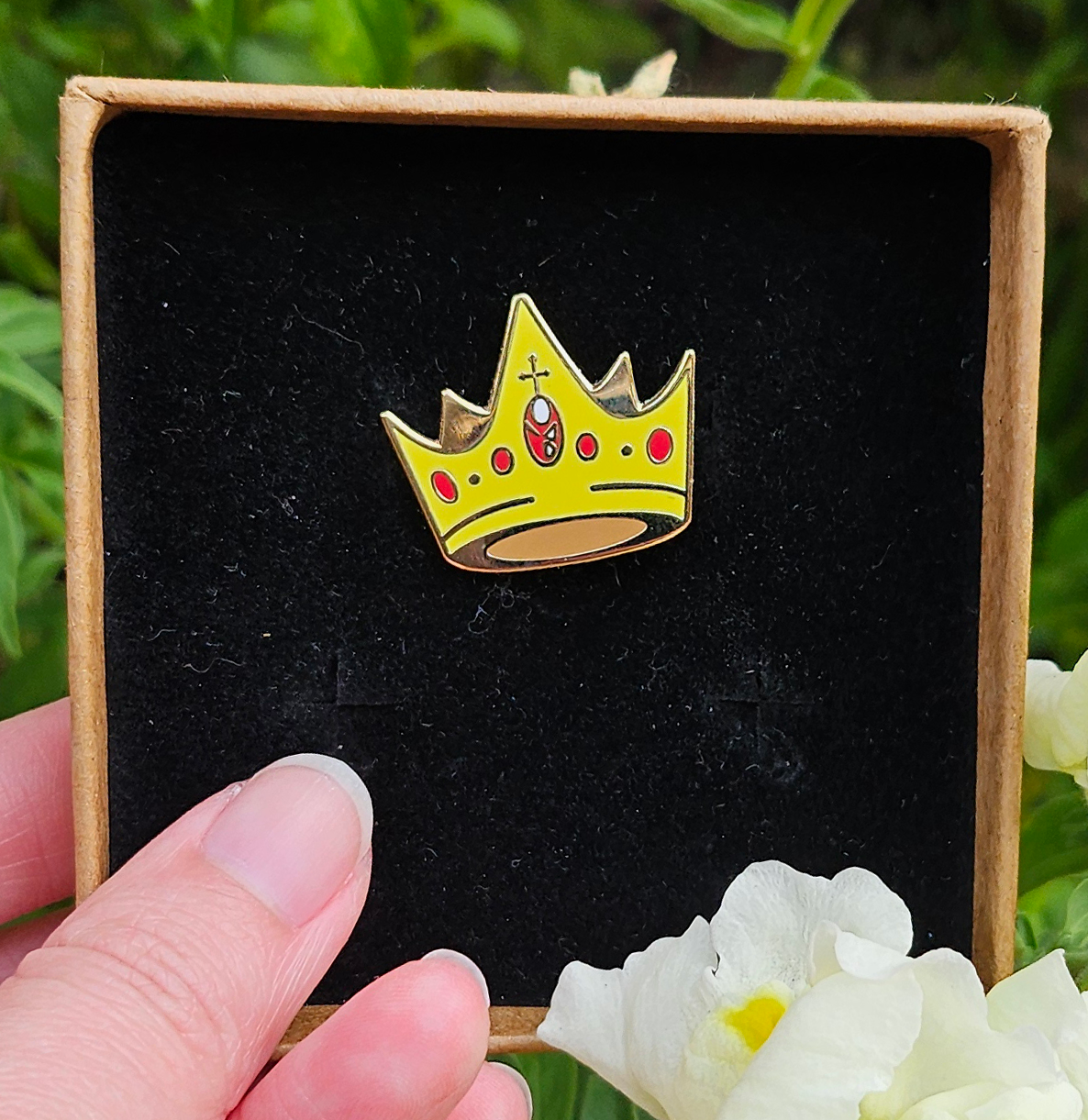 Crown Mini Pin